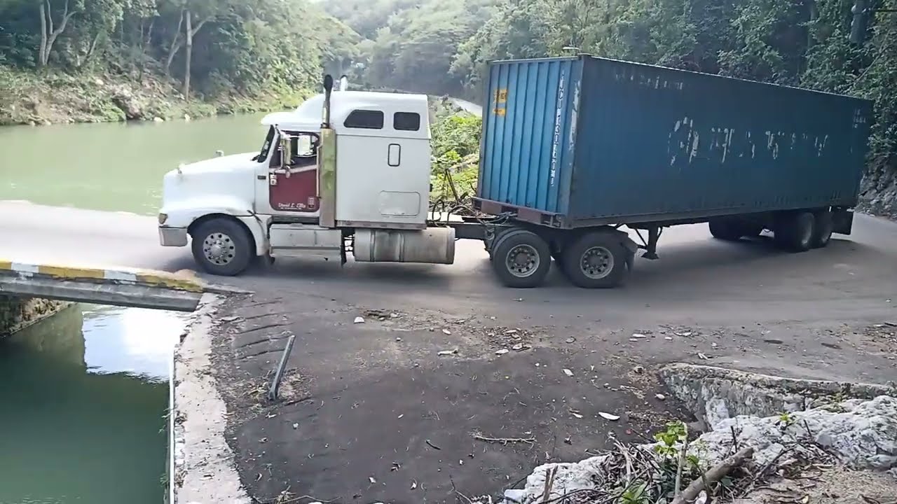 Trucks going across the flat bridge EPISODE 1 