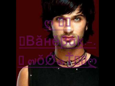 حاسس اني بحبك