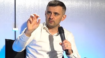 Twitter Was Hooking Up with Chicks Over the Summer [Gary Vaynerchuk]