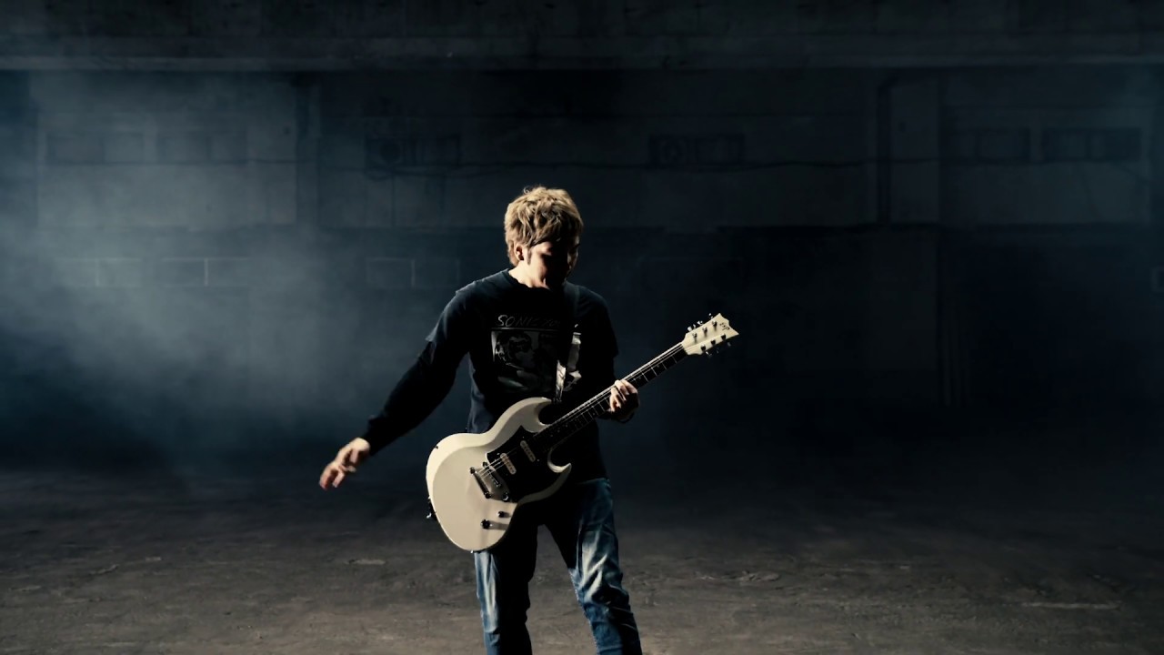 dustbox、5/8リリースのニュー・アルバム『The Awakening』より「One