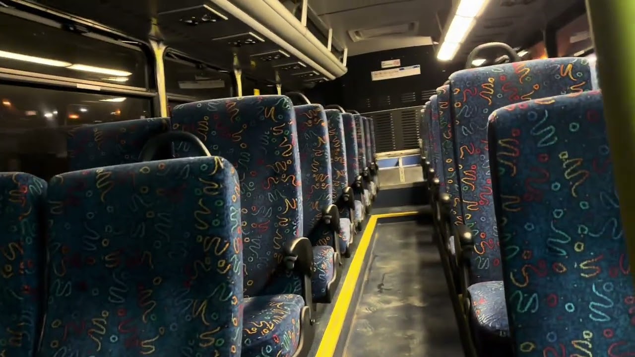Guarda Boarding & Leaving Bee Line 77x Bus #805 From White Plains Bus Term B To Old Route 6 & Carmel Bowl su YouTube Guarda Boarding & Leaving Bee Line 77x Bus #805 From White Plains Bus Term B To Old Route 6 & Carmel Bowl su YouTube