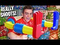 REAL WORKING GRAB PACK V2 FROM POPPY PLAYTIME! (CHRISTMAS BATTLE)