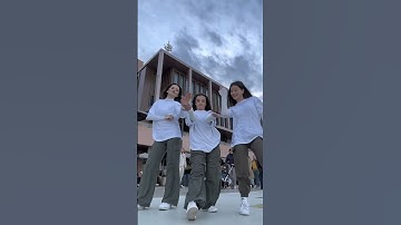 Arkadaki detayı görenler🤣 #shorts #trending #semiraminta