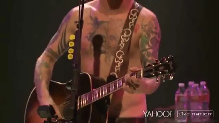 Corey Taylor - Lightning Crashes (Live Cover) - Live at House of Blues 2015