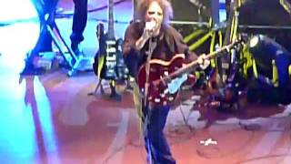 The Cure - Lets Go To Bed (Clip - Live 2011)