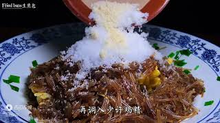 早餐店超好吃的生煎包，好吃的秘诀全在这。外焦里软太香了