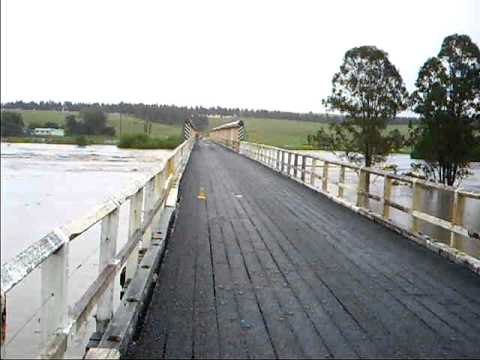 Clarence River Tabulam Bridge Flood January 2011