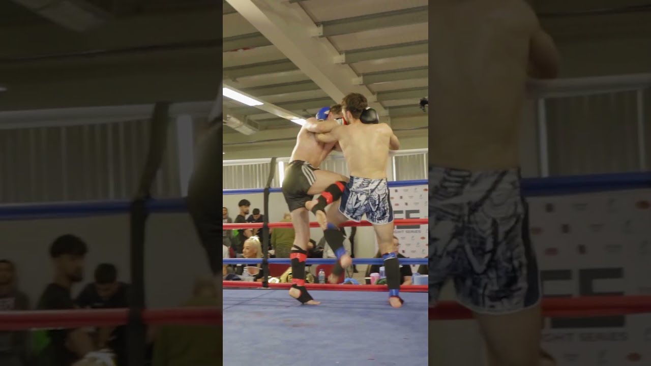 CLINCH AND KNEE 