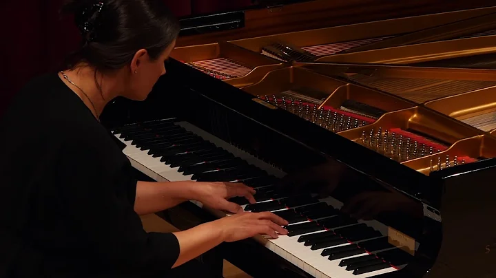 Haydn Sonata in E Flat, Mvt II, Susan Ellinger Piano