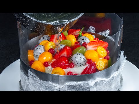 Видео: Торта от ламбада с желе от плодове и горски плодове