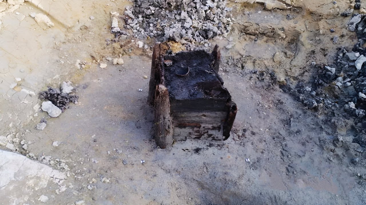 Archaeologists Unearth 7 275 Year Old Well That Might Be Earth s Oldest Archaeologists Unearth 7 275 Year Old Well That Might Be Earth s Oldest