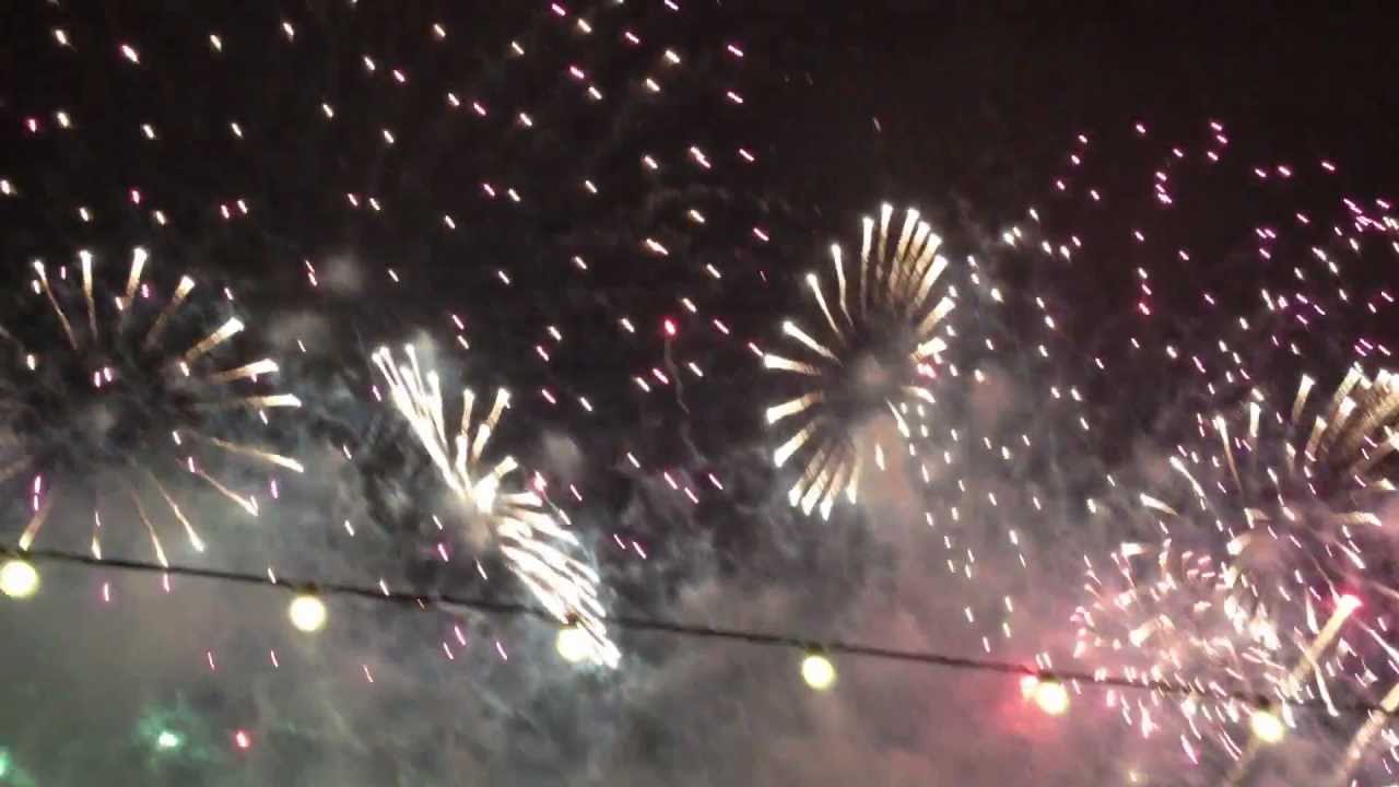 Full Video! London New Year's Eve Fireworks Display December 31st