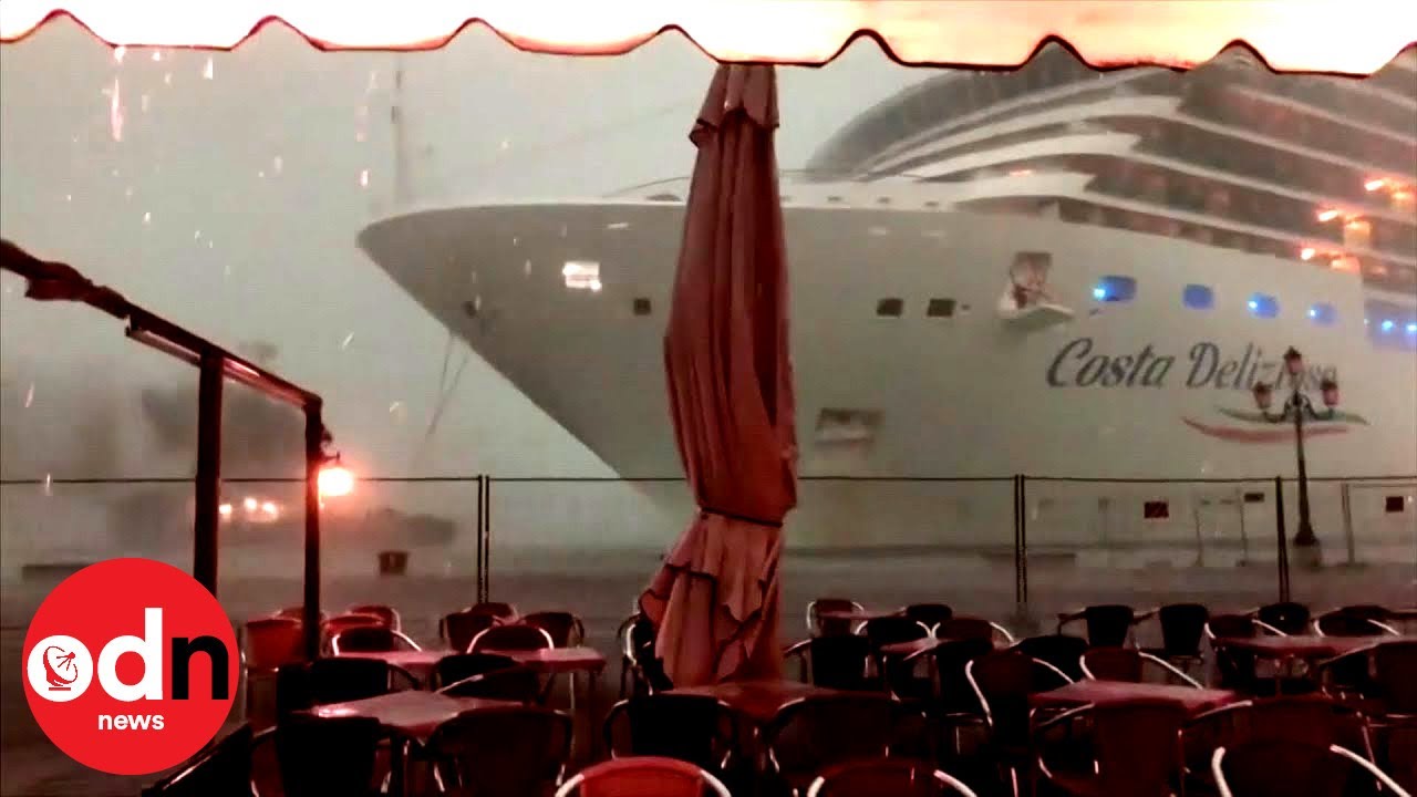 Terrifying Near Miss As Cruise Ship Navigates Storm In Venice Youtube