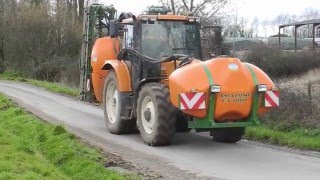 Un pulvé avec cuve frontale, presque un automoteur