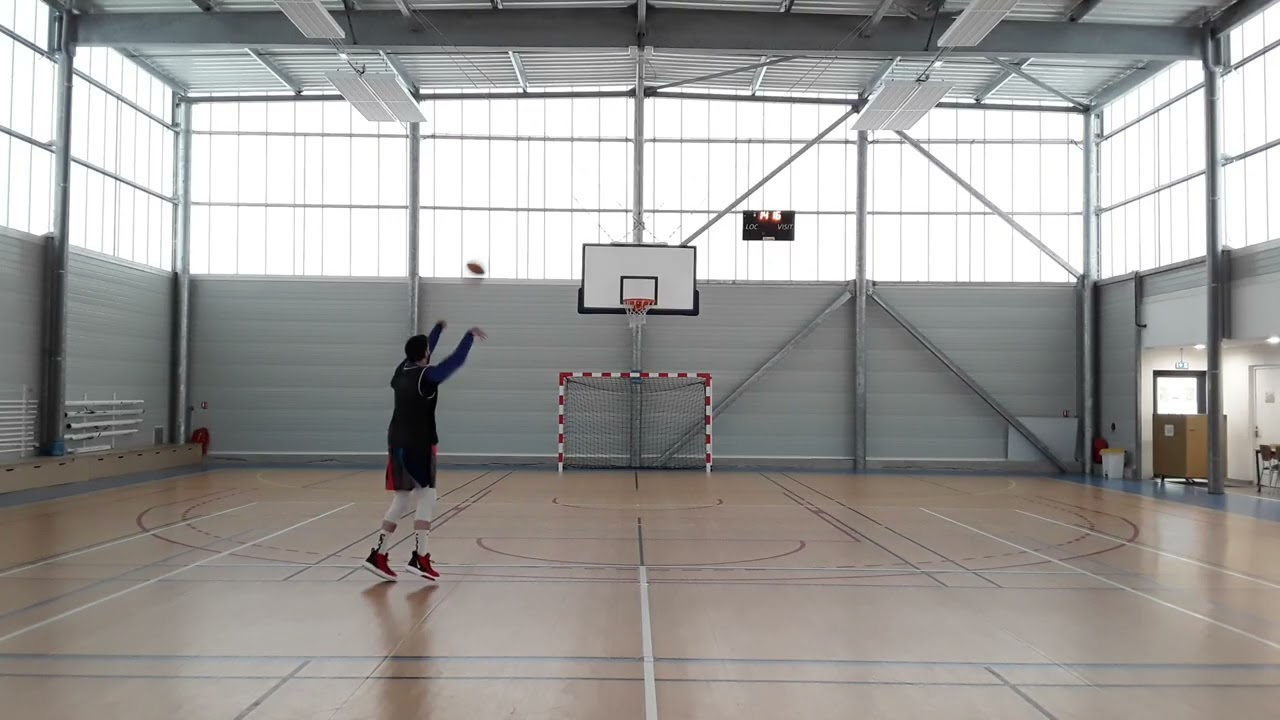 1930) 50/72 à 3pts 69% (300) 27/02/26 (96500)