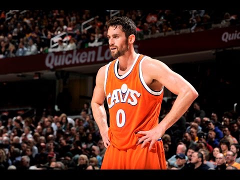 Kevin Love's 29 Leads Cavs in Win | 12.13.16