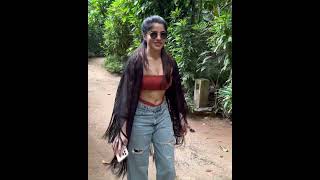 In Maroon Bra Jeans Books Opening Walking In Island