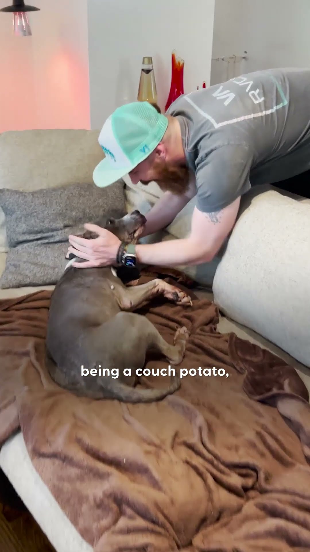 Pittie Who Lived Outside For 15 Years Ages Backwards | The Dodo