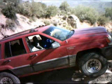 My ZJ up Rocker Panel Pass - YouTube