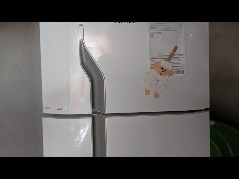 Vídeo: Furrion ERove é Um Refrigerador Movido A Energia Solar Para Qualquer Lugar