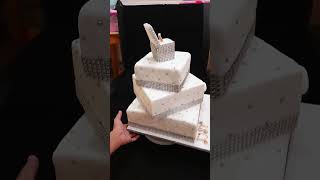 Engagement cake #cake #themecake #cakes #seemiscakes #engagementcake #caketutorial #baking #engaged