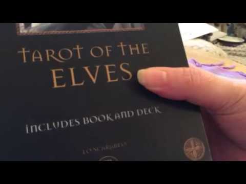 Unboxing Tarot of the Elves