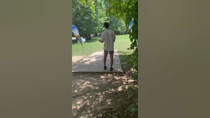 Can’t go wrong with a buzzz!#golf #discgolf #trickshots #flight #shorts #viral #frisbee #ace