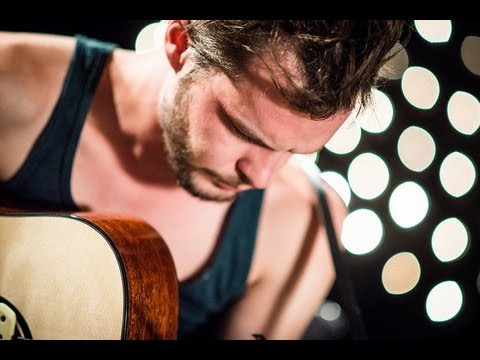 The Tallest Man on Earth – Wind and Walls (Live on KEXP) mp3 ke stažení