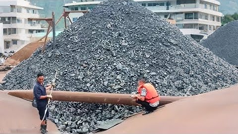 Barge Unloading 4550 Tons of Iron Ore - Full Video from Start to Finish - Empty Barge