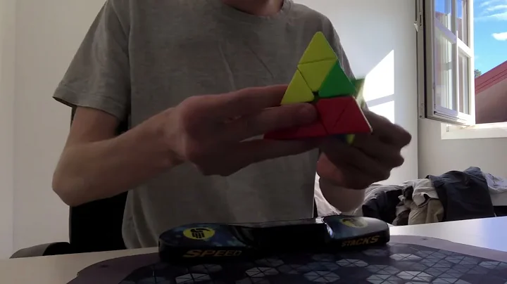 0.81 Pyraminx single! [9.88 TPS]