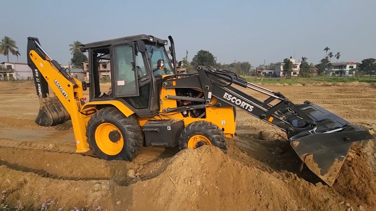 New Escorts Backhoe Loader Leveling ground - New Dozer Making Football Ground - Dozer Video 14