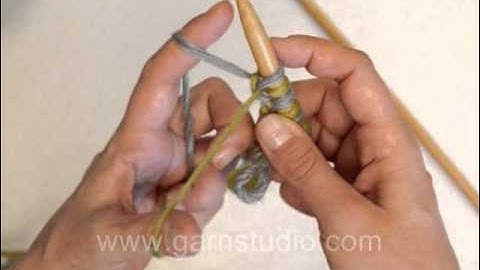 How to cast on with 2 colors alternating