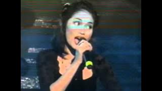 Camelia Rindu Padanya