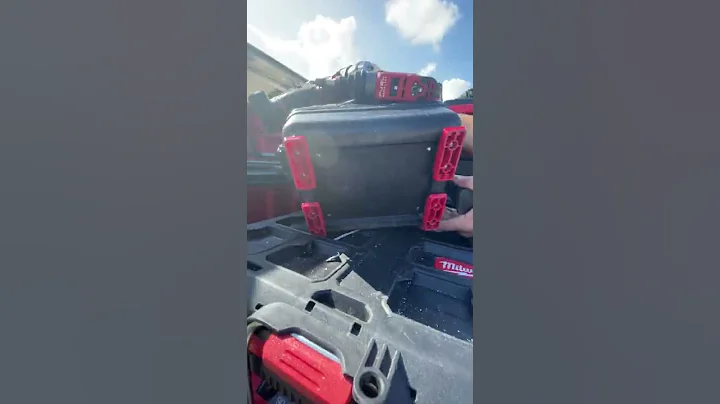 How to mount your Veto Pro PAC Bag to your Milwaukee Tools PACKOUT -- Steathmount PACKOUT MOD