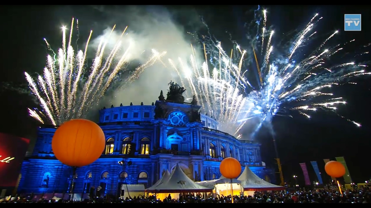 12. SEMPEROPERNBALL 2017 MIT MOTTO „DRESDEN STRAHLT- GRENZENLOS IN ALLE WELT“