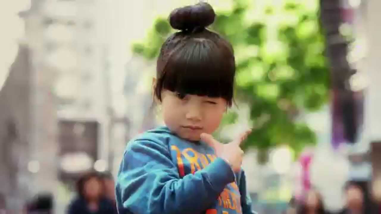 和興白花油15年賀年廣告 Kids Version Youtube