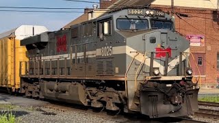 NS Harrisburg Line Madness Busy 22 west of Reading Some foreign units