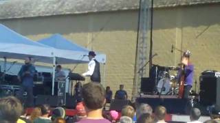 Newworldson-Salvation Station and cool drum solo-Live at Sonshine 2010