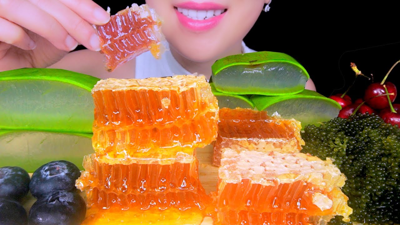 ASMR HONEYCOMB, ALOE VERA, SEAGRAPES, CHERRIES, AND BLUEBERRIES
