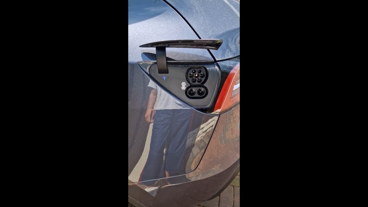 Tesla Model Y Charge Port Motorised Opening & Closing YouTube