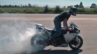 YAMAHA R1 Crossplane - Burnout Circles [1080p]