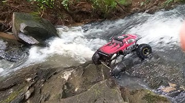 Redcat Everest 10 Creek Waterfall Rock Climb R/C Crawling