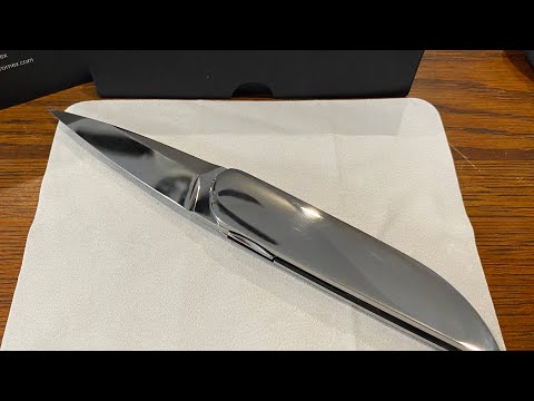 Unbelievable mirror polished knife!!Mirrornex Aurora in M390 and Titanium review!!