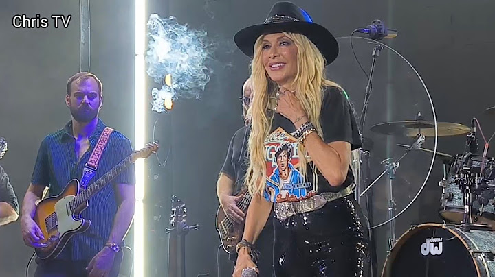 Η Άννα Βίσση με την μπάντα της στο Barbarella Live party στην Θεσσαλονίκη - 2024
