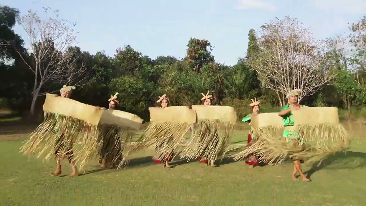 Tari Sadapung Purun ATR/BPN Kabupaten Hulu Sungai Utara