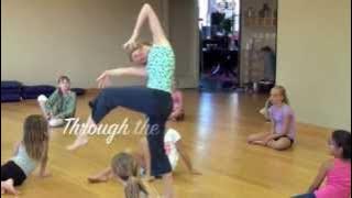 creativeDANCE - Tari & Gerakan Kreatif Anak-Anak