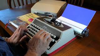 Royal Mercury (Silver-Seiko) ultraportable typewriter demo