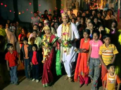 Rasikachya Lagnat   Aavaru Kiti Me   Marathi Wedding Song