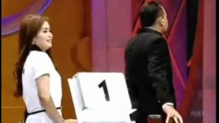 Deal Or No Deal indonesia   Vega Darwanti