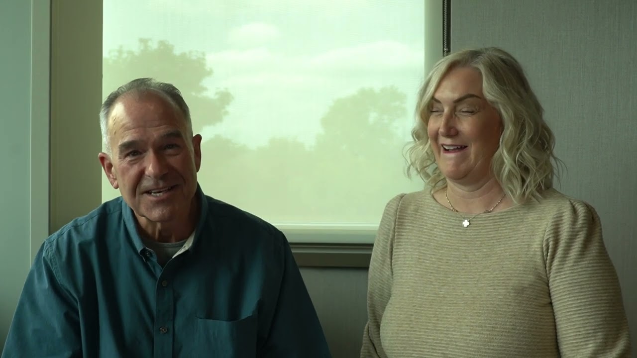 Total Knee Patient Testimonial | Laura & Kevin | Mick Kelly, MD